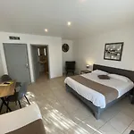 Logis L'oliveraie Ξενοδοχείο 2*