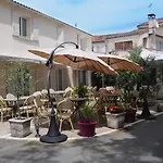 Logis L'oliveraie Ξενοδοχείο 2*