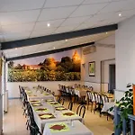 Logis L'oliveraie 2*