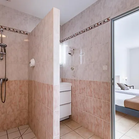 Logis L'oliveraie 2* Cognac