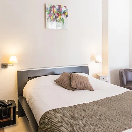 Logis L'oliveraie 2* كونْياك
