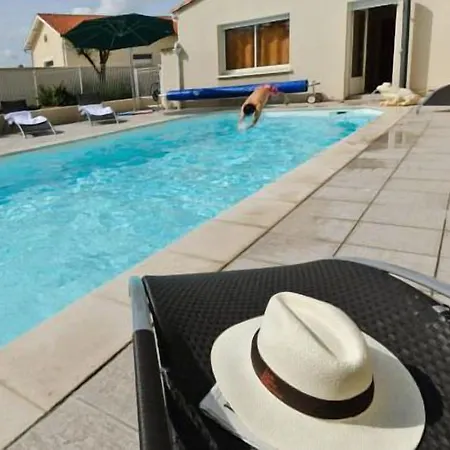 Logis L'oliveraie Hotel Cognac