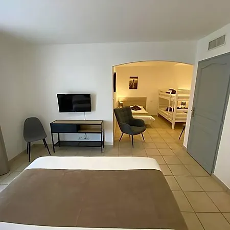Logis L'oliveraie Hotel Cognac