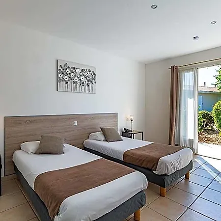Hotel Logis L'oliveraie 3*