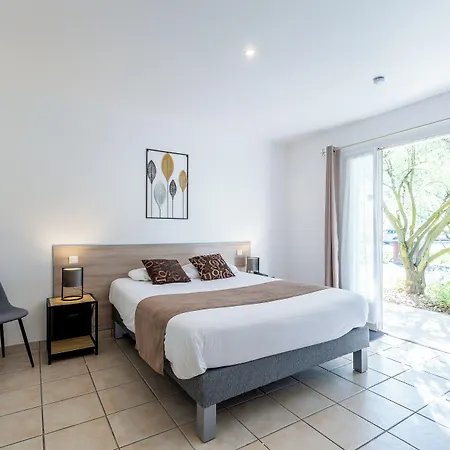 Logis L'oliveraie 3*