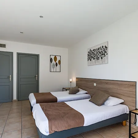 Logis L'oliveraie Szálloda 3*