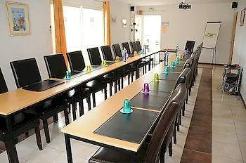 Ξενοδοχείο Logis L'oliveraie 3*