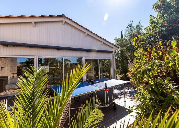 Logis L'oliveraie 2* Cognac