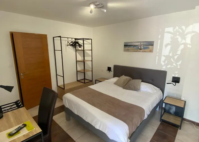 Logis L'oliveraie 2* Cognac