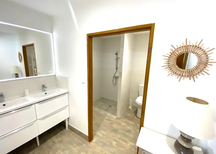 Logis L'oliveraie 2*