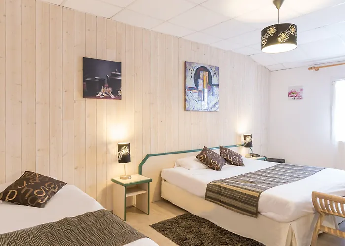 Hotel Logis L'oliveraie