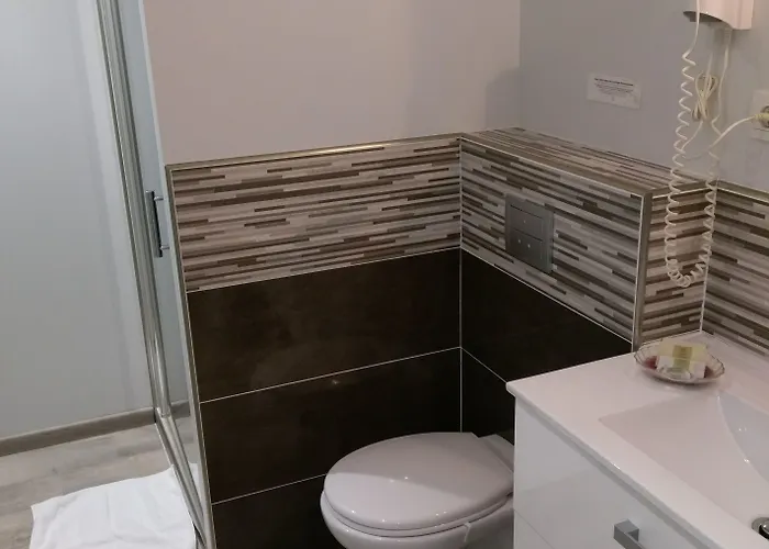 Hotel Logis L'oliveraie