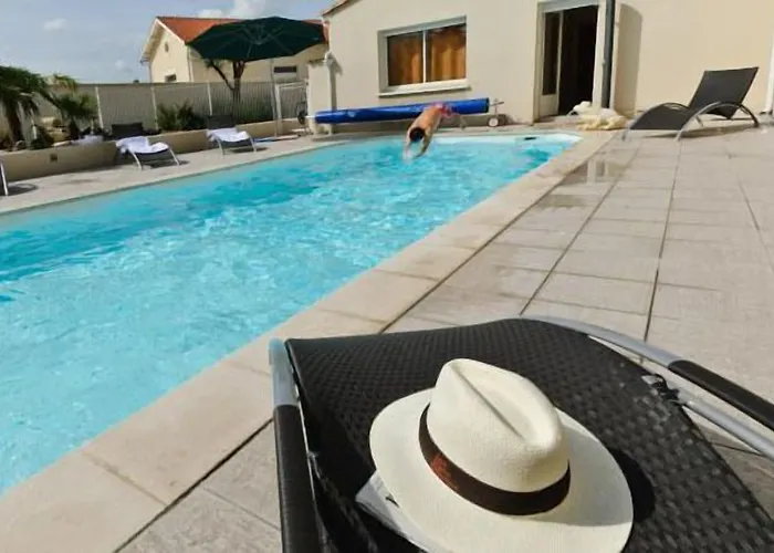 Logis L'oliveraie Hotel Cognac