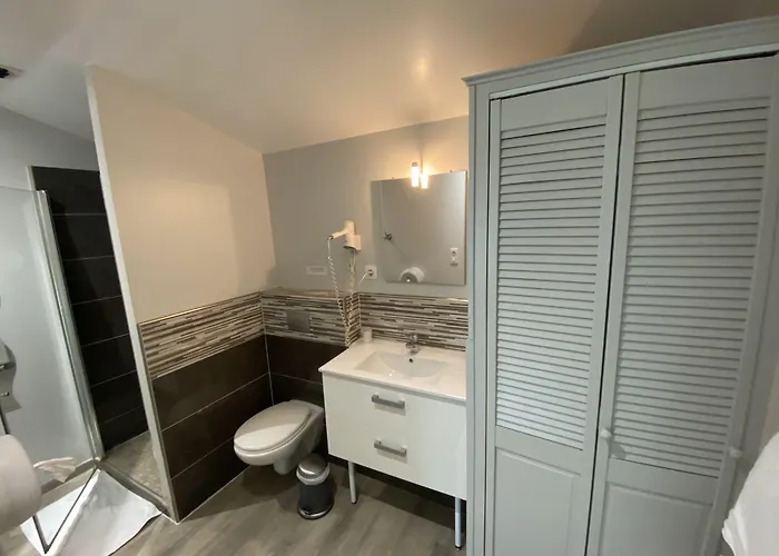 Hotel Logis L'oliveraie